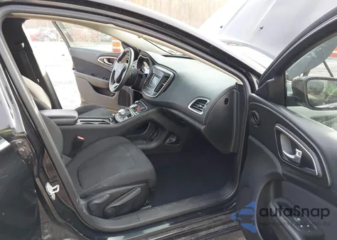 2015 Chrysler 200 Limited z USA, uszkodzony, nr VIN 1C3CCCAB4FN749423